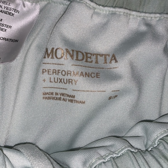 Shorts. Size:S. Brand:Mondetta. - Picture 5 of 5